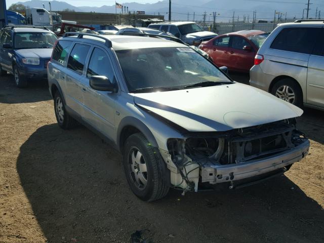 YV1SZ59H241154322 - 2004 VOLVO XC70 BEIGE photo 1