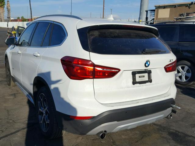 WBXHT3C36GP885424 - 2016 BMW X1 XDRIVE2 WHITE photo 3