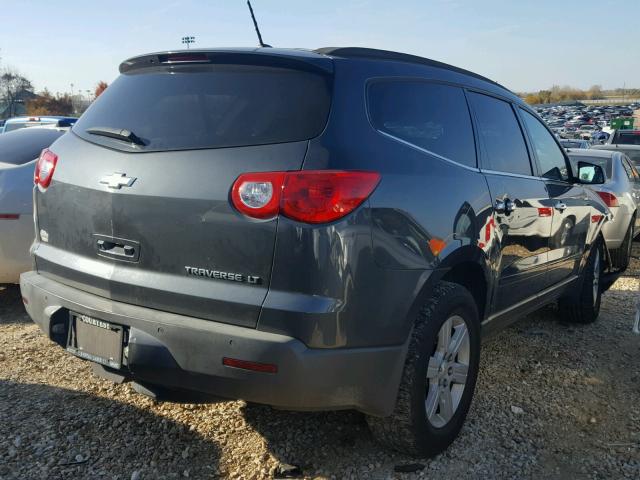 1GNKRGED6BJ133031 - 2011 CHEVROLET TRAVERSE L GRAY photo 4