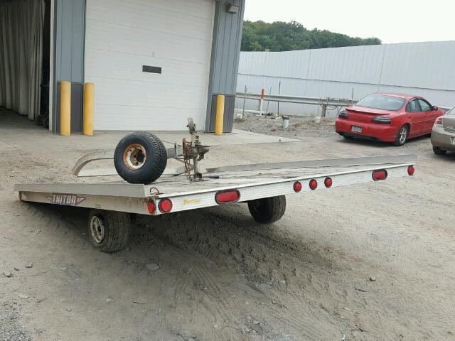 4TCSS1109YHW04766 - 2000 TRAIL KING TRAILER SILVER photo 3