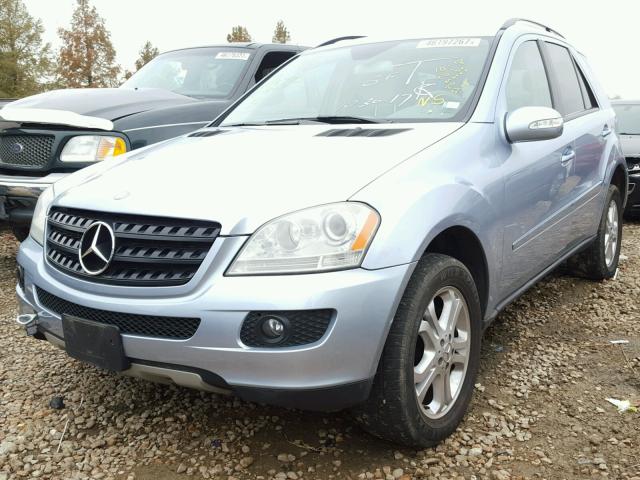 4JGBB86EX6A088557 - 2006 MERCEDES-BENZ ML 350 BLUE photo 2