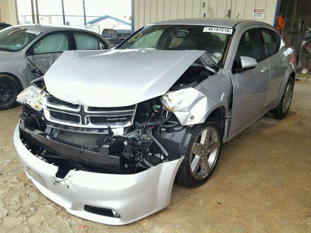 1B3BD2FB9BN585184 - 2011 DODGE AVENGER LU SILVER photo 2