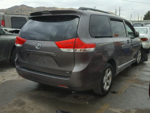 5TDKK3DC2DS390983 - 2013 TOYOTA SIENNA LE CHARCOAL photo 4