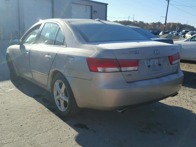 5NPEU46F38H353358 - 2008 HYUNDAI SONATA SE YELLOW photo 3