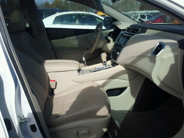 5N1AZ2MH8HN144315 - 2017 NISSAN MURANO WHITE photo 5