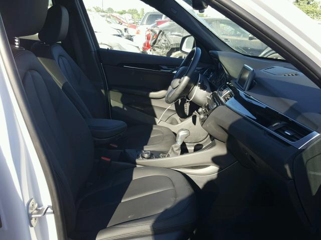 WBXHU7C36J5H39308 - 2018 BMW X1 SDRIVE2 Ақ фото 5