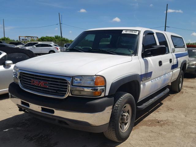 1GTHC23121F170160 - 2001 GMC SIERRA C25 WHITE photo 2