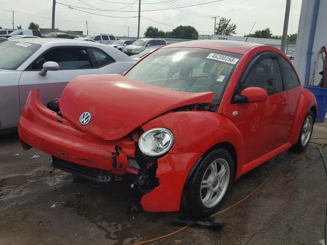 3VWDC21C11M428989 - 2001 VOLKSWAGEN NEW BEETLE 红色 照片 2