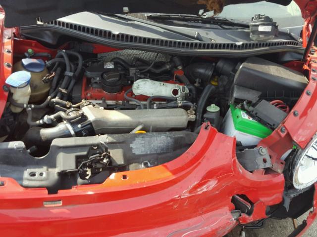 3VWDC21C11M428989 - 2001 VOLKSWAGEN NEW BEETLE 红色 照片 7