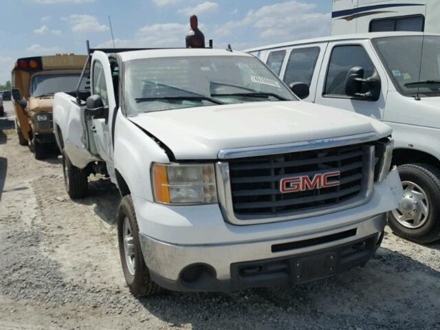 1GTHC44K59F158907 - 2009 GMC SIERRA C25 WHITE photo 1