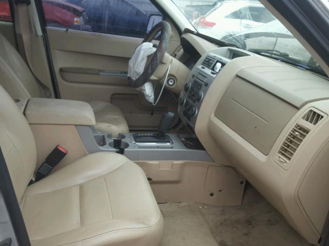 1FMCU93108KA12736 - 2008 FORD ESCAPE XLT BEIGE photo 5