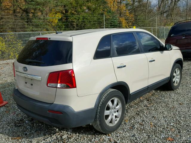 5XYKT3A13BG007871 - 2011 KIA SORENTO BA CREAM photo 4