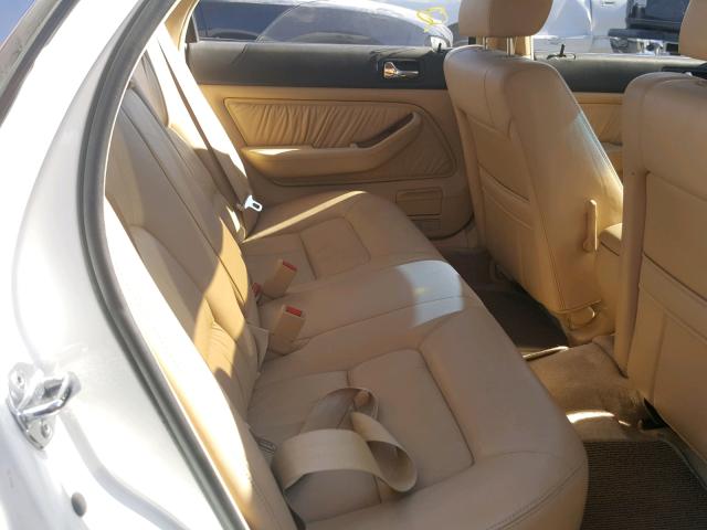 JH4KA7670MC049690 - 1991 ACURA LEGEND LS WHITE photo 6