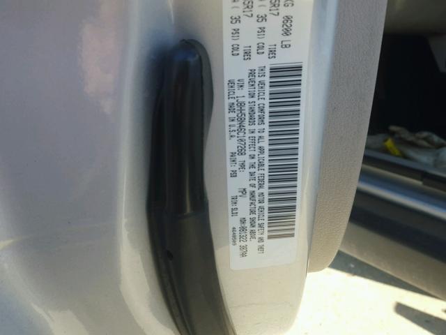 1J8HH58N46C107268 - 2006 JEEP COMMANDER 银色 照片 10