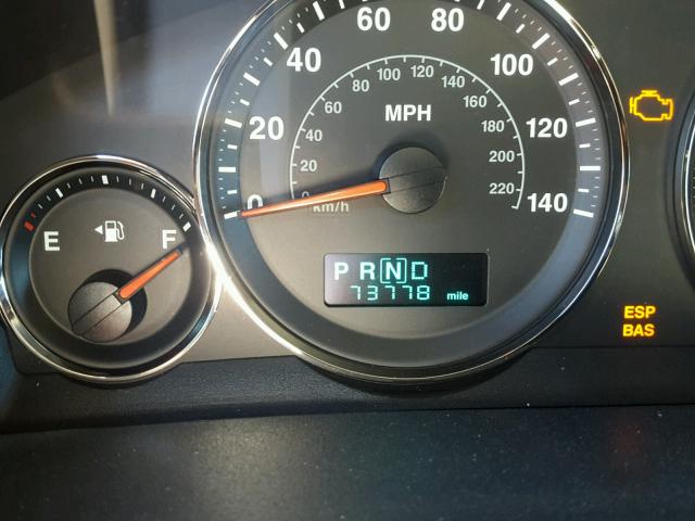 1J8HH58N46C107268 - 2006 JEEP COMMANDER 银色 照片 8