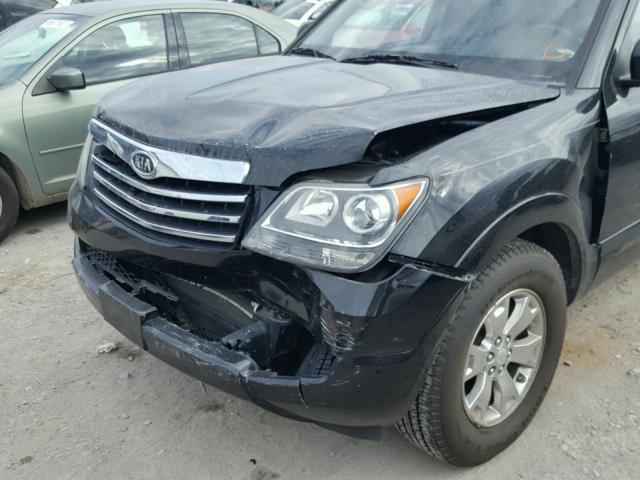 KNDJJ741695037311 - 2009 KIA BORREGO LX BLACK photo 9