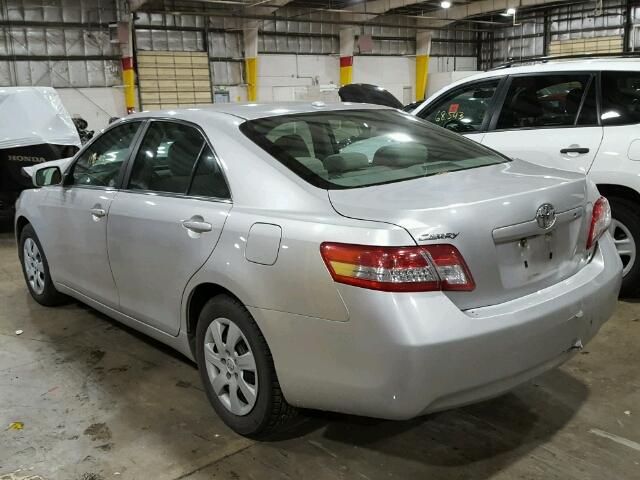 4T4BF3EK0BR214230 - 2011 TOYOTA CAMRY BASE SILVER photo 3