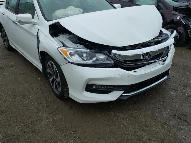 1HGCR2F7XHA155438 - 2017 HONDA ACCORD EX WHITE photo 9