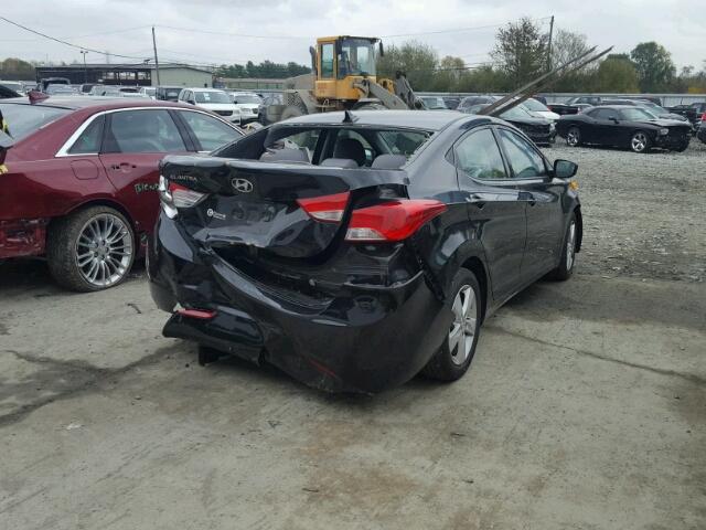 5NPDH4AE0DH438618 - 2013 HYUNDAI ELANTRA GL BLACK photo 4