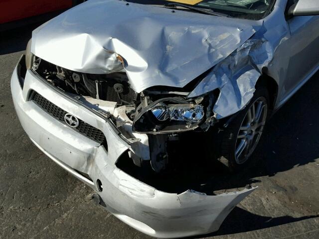 JTKDE177350009769 - 2005 TOYOTA SCION TC 银色 照片 9