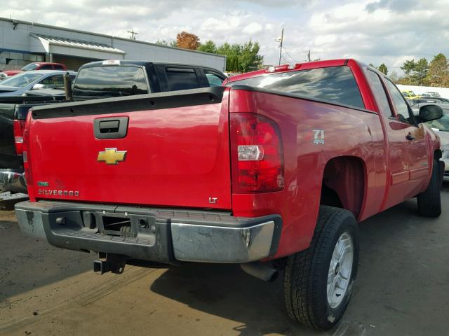 1GCSKSE32AZ294595 - 2010 CHEVROLET SILVERADO RED photo 4