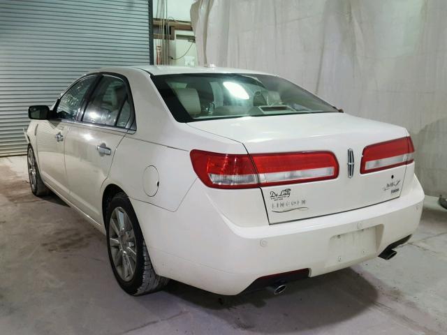 3LNHL2JC0CR802708 - 2012 LINCOLN MKZ WHITE photo 3