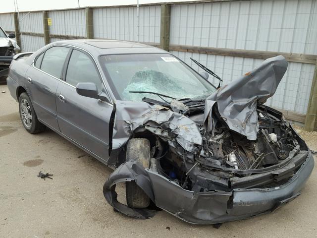 19UUA5666YA063764 - 2000 ACURA 3.2TL SILVER photo 1