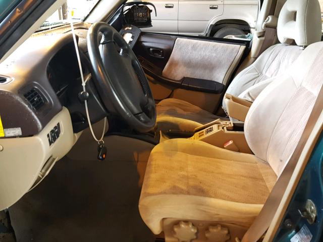 JF1SF65591H736863 - 2001 SUBARU FORESTER S GREEN photo 5