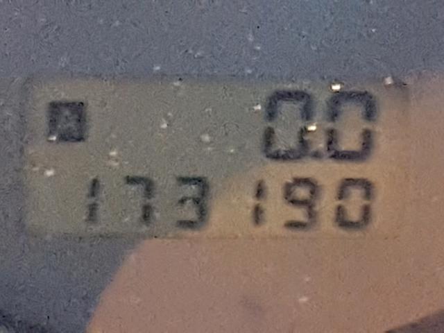 JF1SF65591H736863 - 2001 SUBARU FORESTER S GREEN photo 8