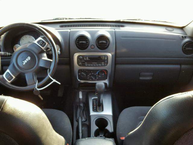 1J4GL58K63W645577 - 2003 JEEP LIBERTY LI GREEN photo 9