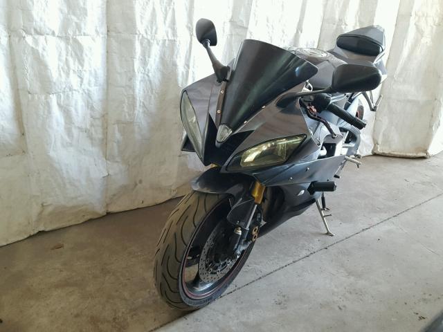 JYARJ12Y47A006056 - 2007 YAMAHA YZFR6 L GRAY photo 2