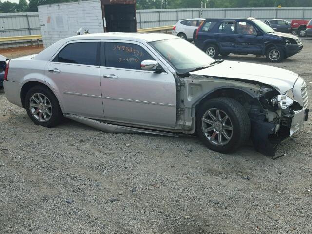 2C3AA63H25H591025 - 2005 CHRYSLER 300C SILVER photo 9