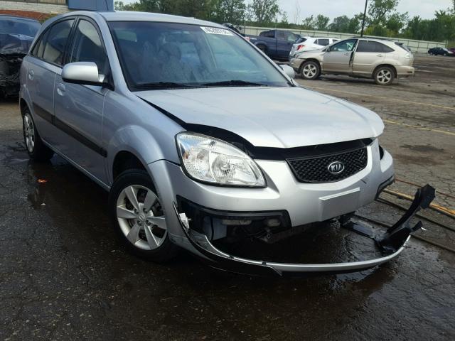 KNADE243X96587172 - 2009 KIA RIO 5 SX SILVER photo 1