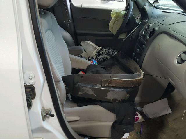 3GNDA13DX8S638772 - 2008 CHEVROLET HHR LS WHITE photo 5