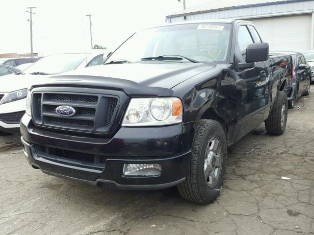 1FTRF12W04NB77556 - 2004 FORD F150 BLACK photo 2