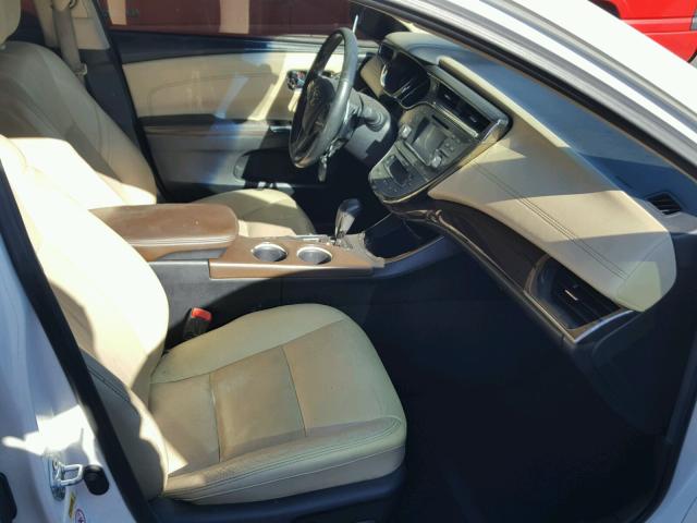 4T1BK1EB1DU033425 - 2013 TOYOTA AVALON BAS WHITE photo 5