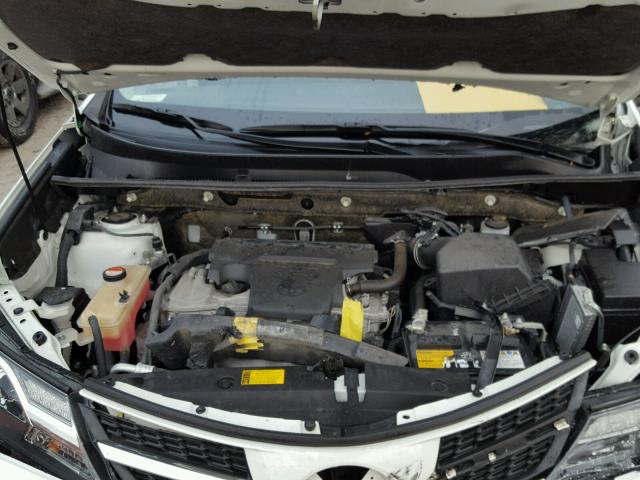 JTMZFREV9FJ027781 - 2015 TOYOTA RAV4 LE Ağ foto 7