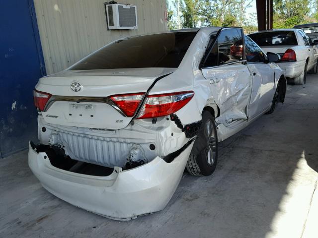 4T1BF1FK2FU056248 - 2015 TOYOTA CAMRY LE 白色 照片 4