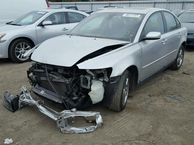 YV1MH682962168553 - 2006 VOLVO S40 T5 SILVER photo 2