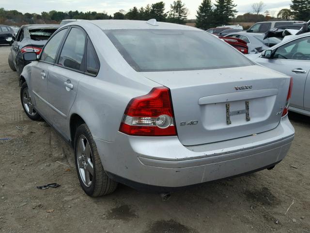 YV1MH682962168553 - 2006 VOLVO S40 T5 SILVER photo 3