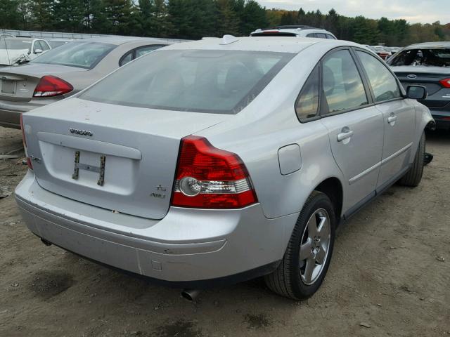 YV1MH682962168553 - 2006 VOLVO S40 T5 SILVER photo 4