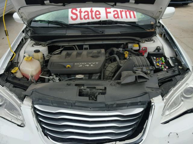 1C3CCBAB3DN686001 - 2013 CHRYSLER 200 LX WHITE photo 7