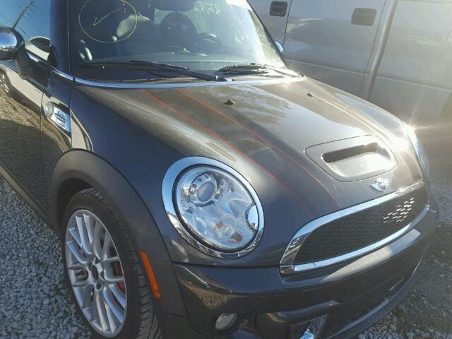 WMWZP9C56BTZ80542 - 2011 MINI COOPER JOH GRAY photo 9