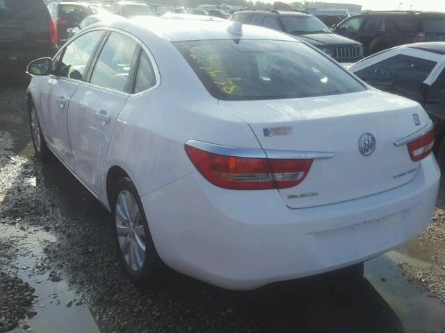 1G4PP5SK1F4192046 - 2015 BUICK VERANO WHITE photo 3