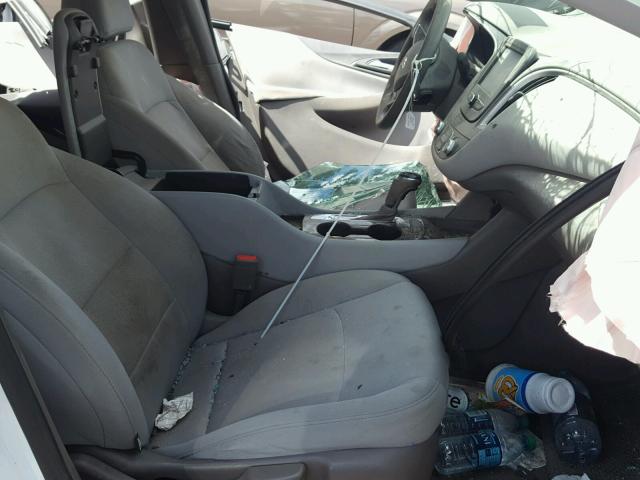 1G1ZB5ST0GF190016 - 2016 CHEVROLET MALIBU LS თეთრი ფოტო 5