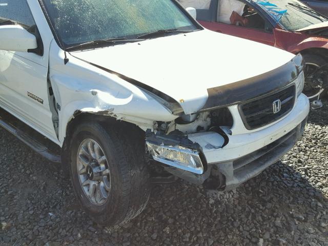 4S6DM58W1Y4402743 - 2000 HONDA PASSPORT E WHITE photo 9