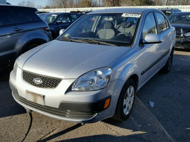 KNADE223296504871 - 2009 KIA RIO SILVER photo 2