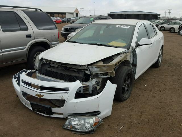 1G1ZC5E02A4101001 - 2010 CHEVROLET MALIBU WHITE photo 2