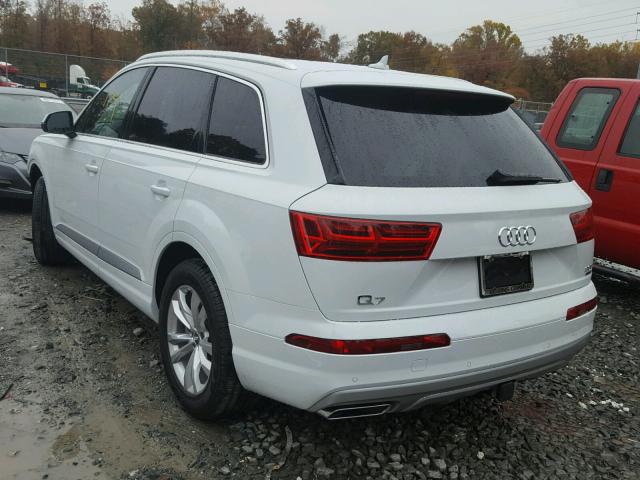 WA1LAAF7XJD008647 - 2018 AUDI Q7 PREMIUM WHITE photo 3