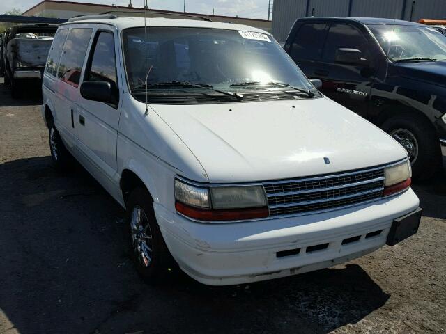 2P4GH4533SR131932 - 1995 PLYMOUTH VOYAGER SE WHITE photo 1